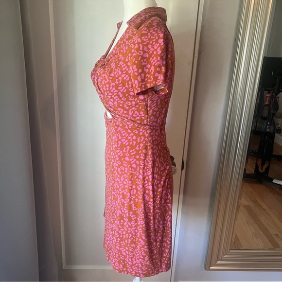 Free People Marsaille Mini Wrap Dress Cheetah Print Festival Size Medium  🐆 ❤️ - Picture 3 of 15